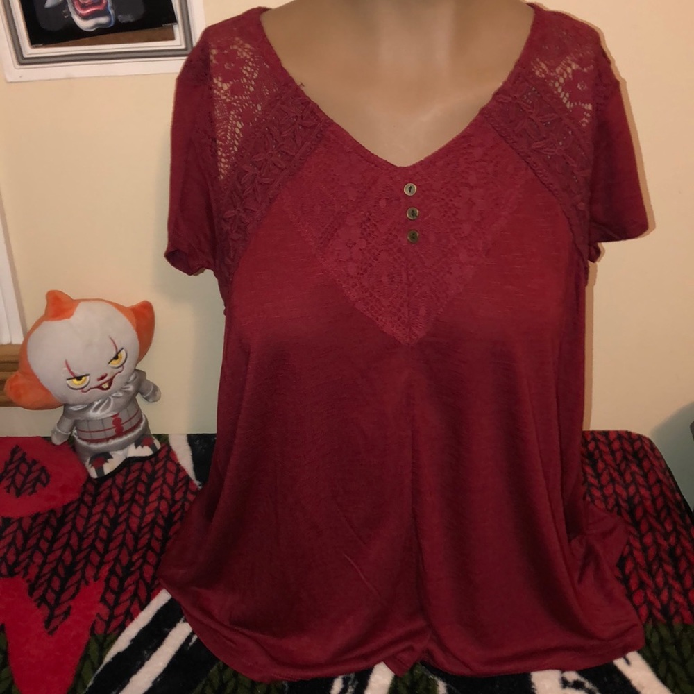 Hippie rose red top size medium